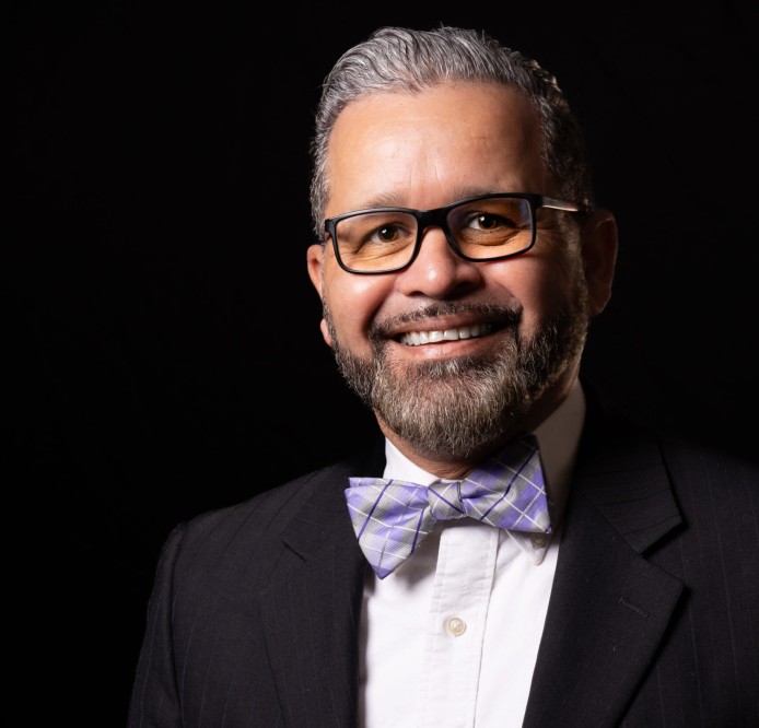 Pastor David Guzman, Associate Pastor